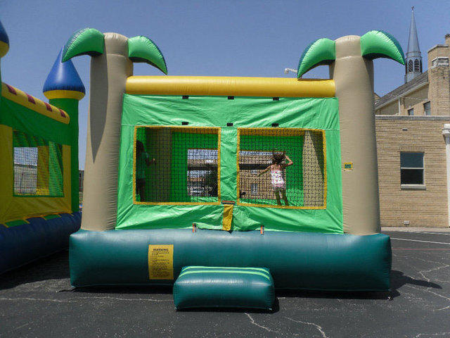 Jungle Bounce Jungle Bounce