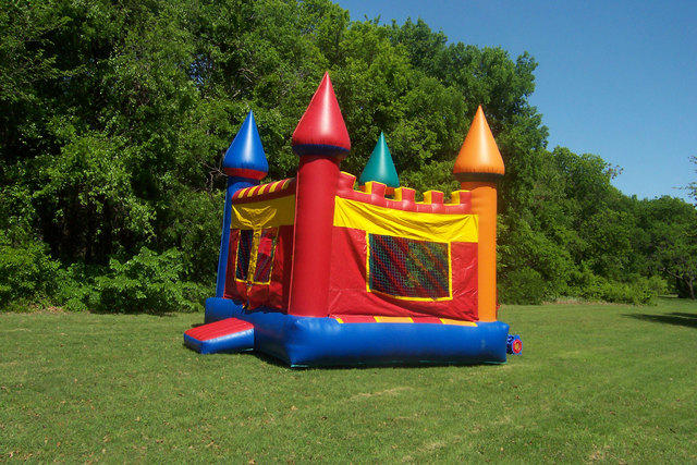 Red-Castle Bounce Red-Castle Bounce